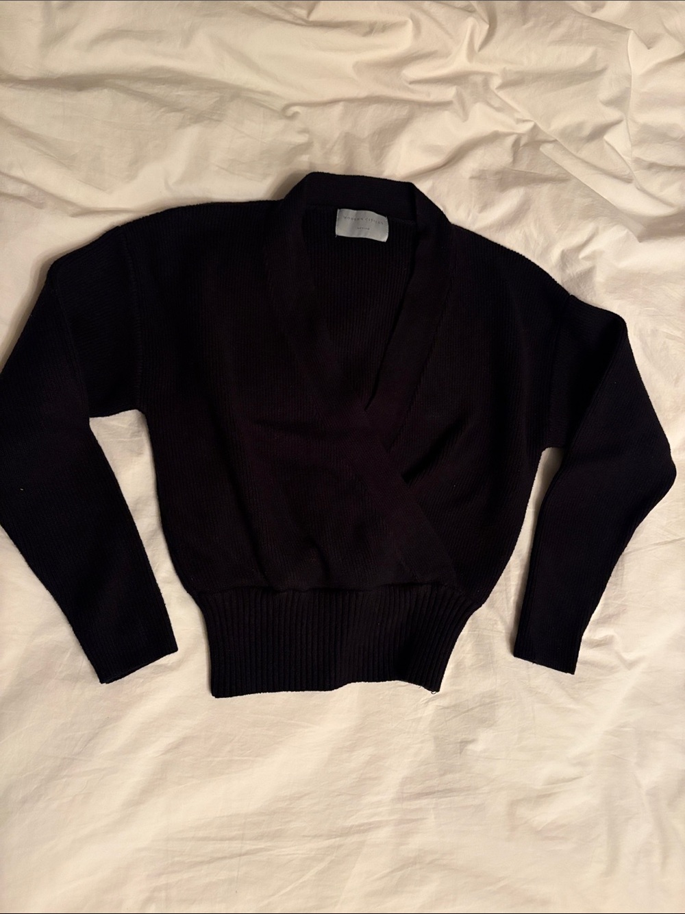 Modern Citizen Maren v-neck sweater